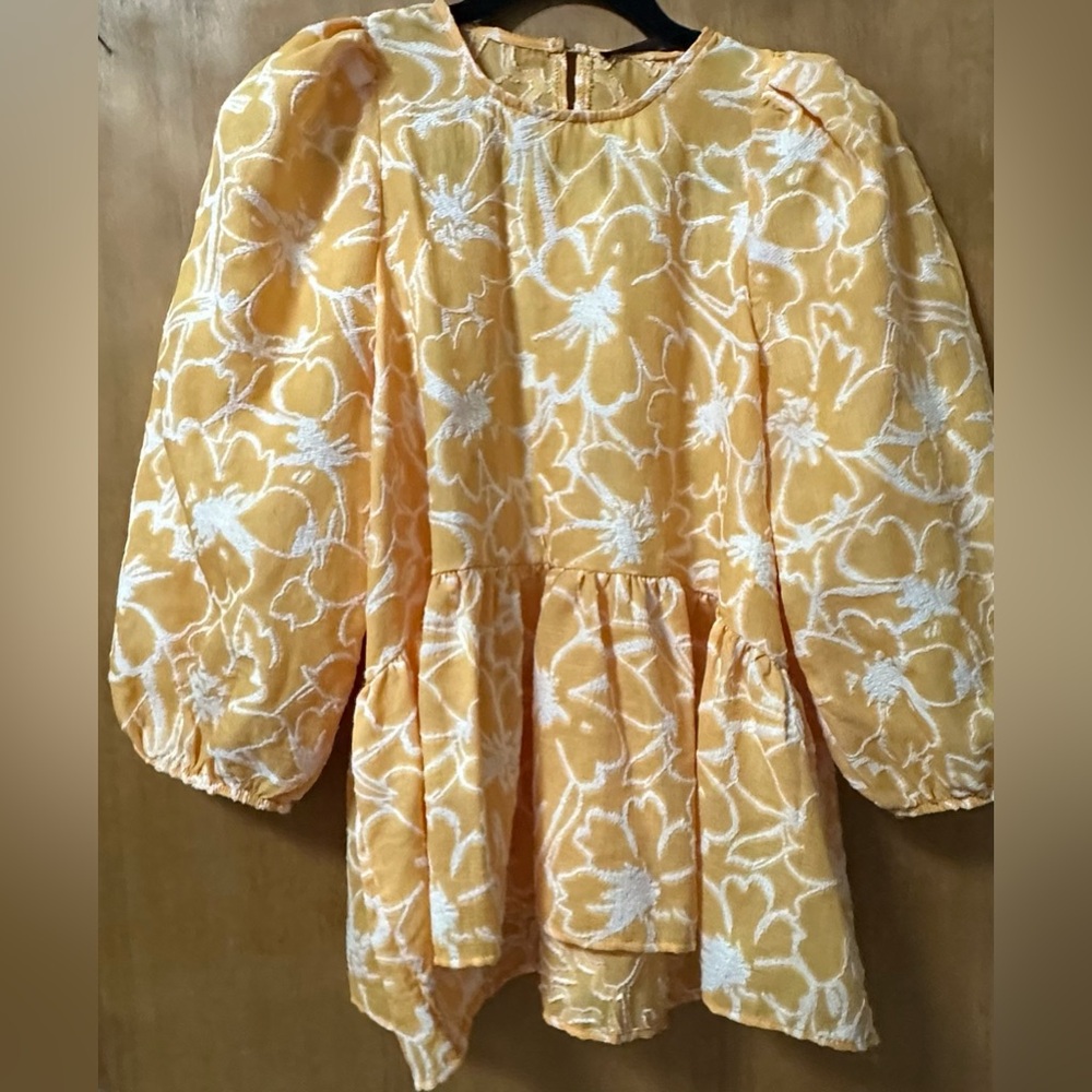 Yellow and White Floral Blouse with Puff Sleeves